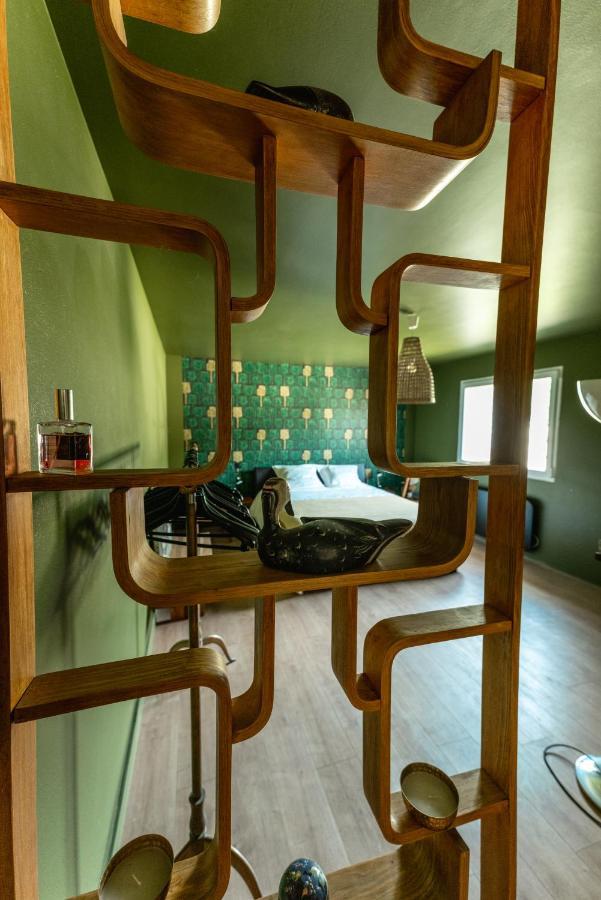 Bourg-sur-Gironde Chambre D'Hote Pres Bordeaux Au Chateau Camponac מראה חיצוני תמונה
